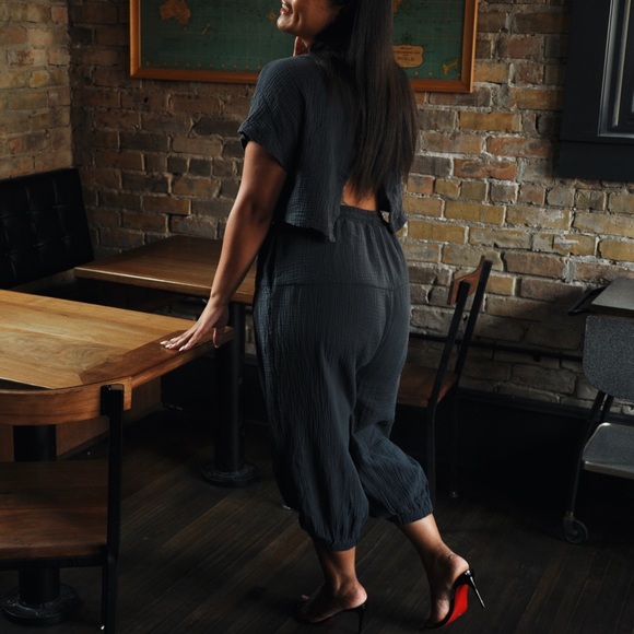 Backout Jumpsuit - Picture 2 of 4